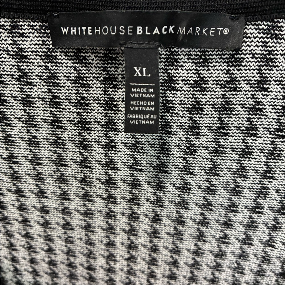 White House Black Market Monochrome Houndstooth Long Sleeve Top - Picture 4 of 5